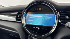 MINI Hatchback 1.5 Cooper Classic 3dr Auto Petrol Hatchback